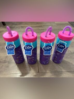 4 Cool Gear Retro Water Bottles 24 Oz. New